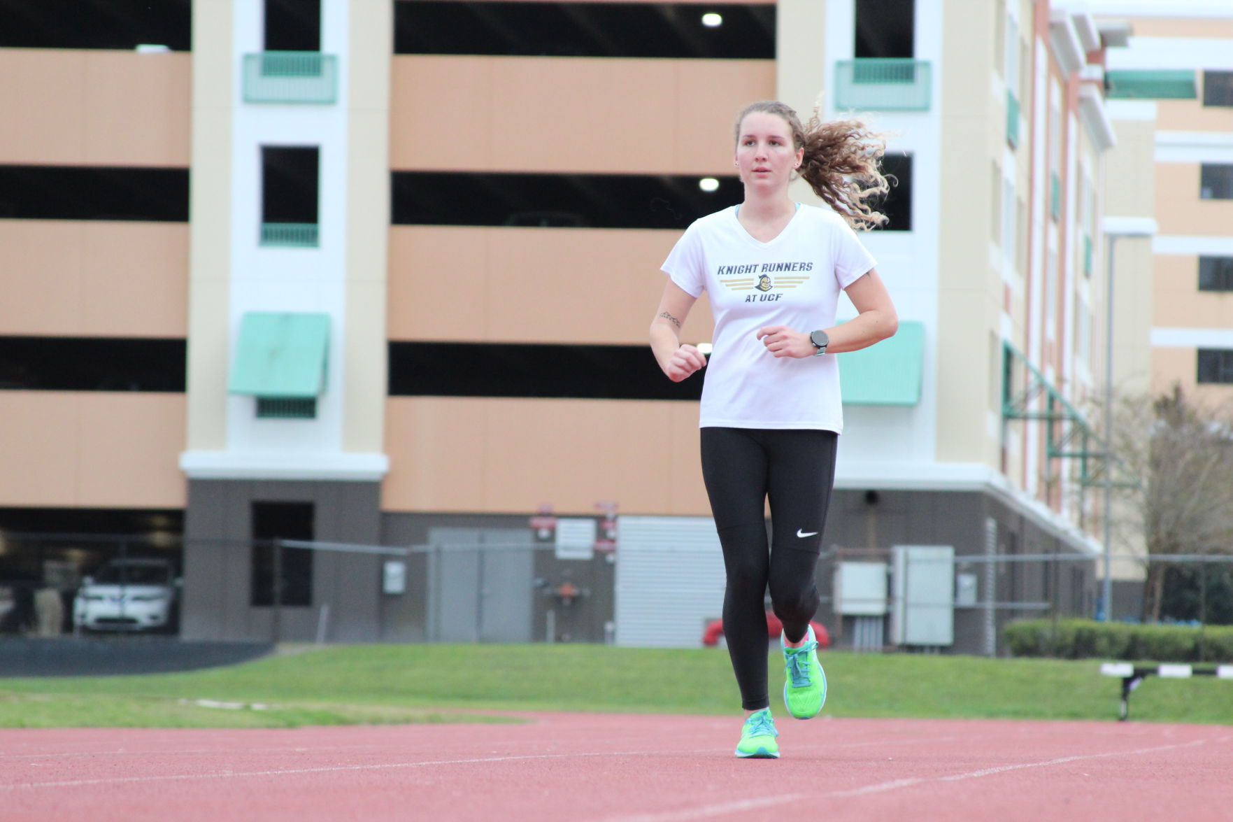 Training to run across the nation, UCF student raises funds for cancer